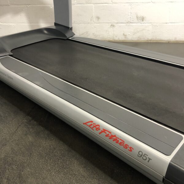 Life Fitness 95T Elevation Series Engage Treadmill - Image 2