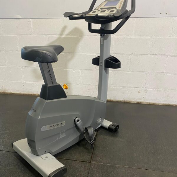 Matrix U1x Upright Bike - Image 2