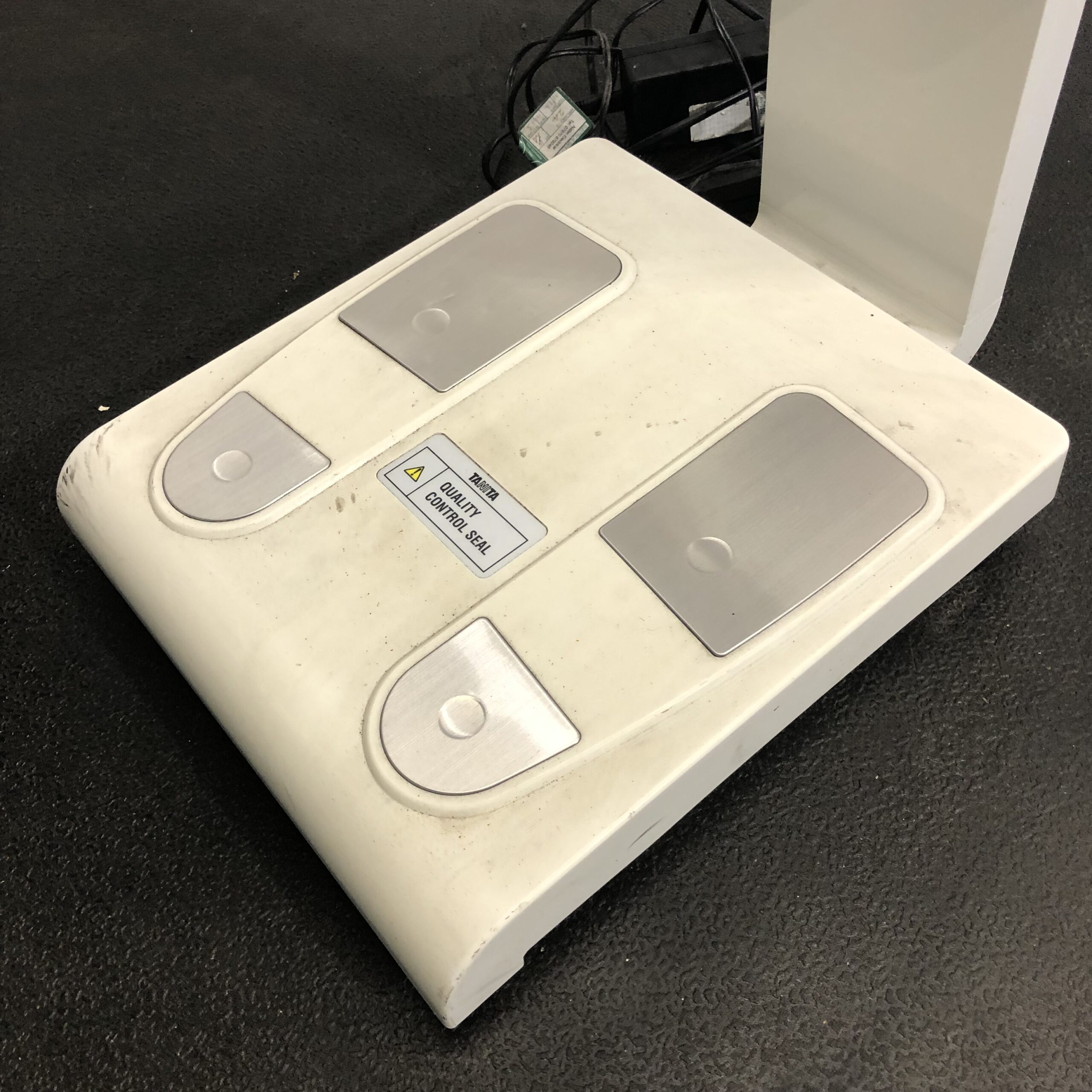 Tanita TBF-310 Total Body Composition Analyzer w/ Floor Scale Platform &  Accs