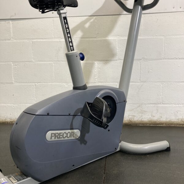 Precor 846i Upright Bike - Image 2