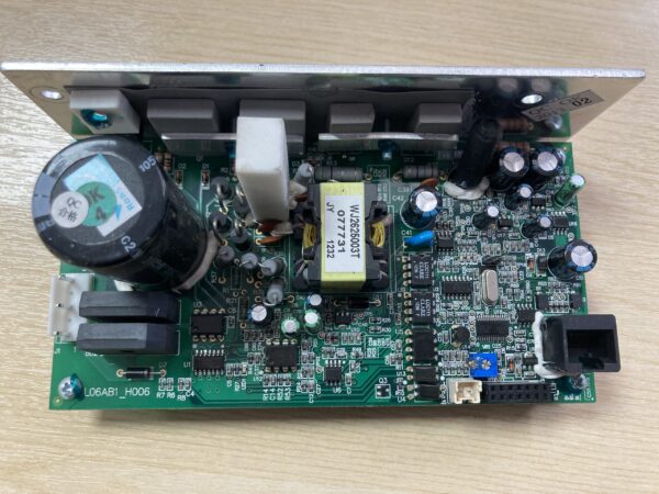 JOHNSON C8000 R8000 E8000 LOWER CONTROL BOARD - Image 3