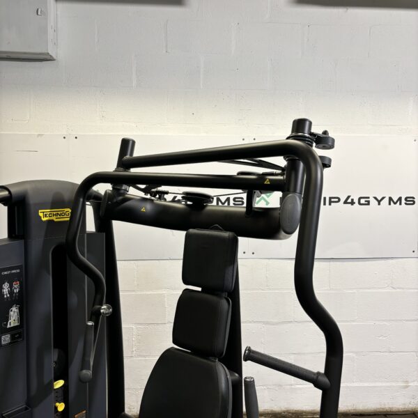 Technogym Selection 900 Chest Press - Image 3