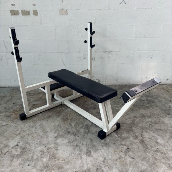 Technogym Olympic Flat Bench