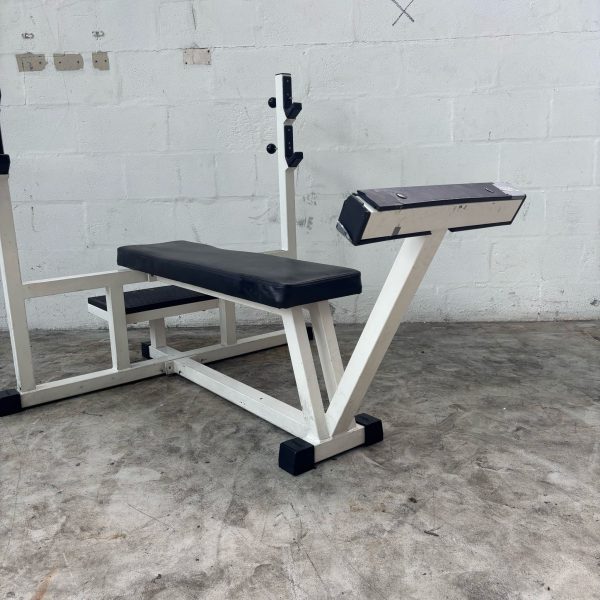 Technogym Olympic Flat Bench - Image 3