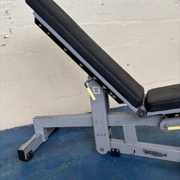 Technogym Pure Adjustable Bench - Image 3