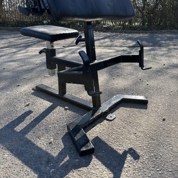 Commercial Preacher Curl Bench - Image 3