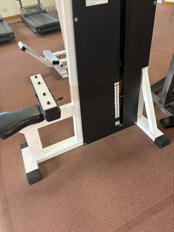 Commercial Lat Pulldown - Image 2