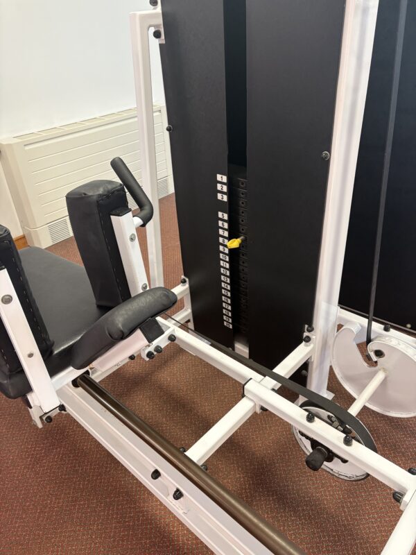 Commercial Leg Press - Image 3